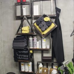 стеллаж для полотенец в салон красоты