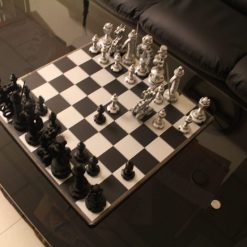 Металлические шахматы в стиле стимпанк.