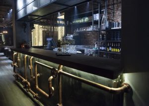 barnaya-stoyka-v-stile-loft