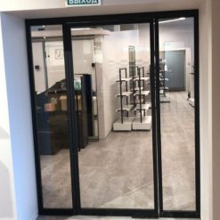 двери на заказ из стекла и стали