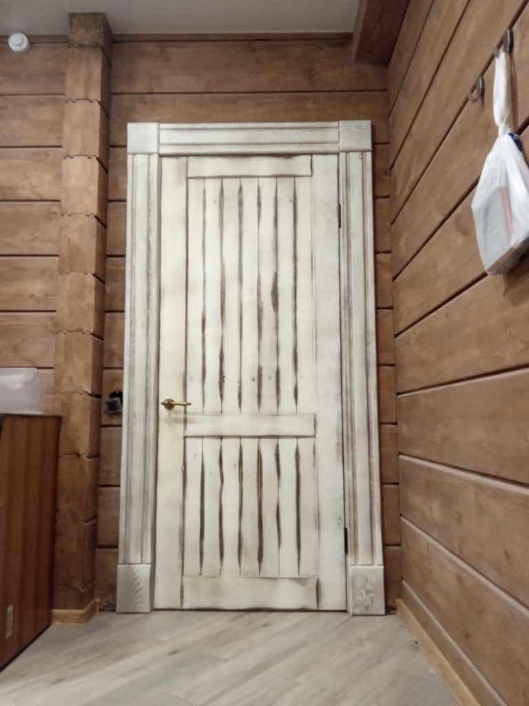 дизайнерская дверь в стиле лофт