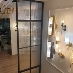 Статичная эксклюзивная перегородка лофтс декоративным стеклом