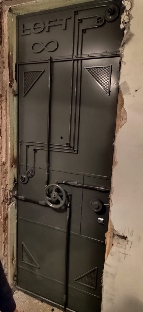 двери лофт из металла