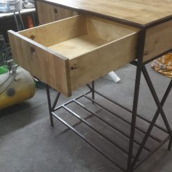 Консоль в стиле лофт