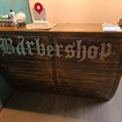 Стойка ресепшн в стиле лофт