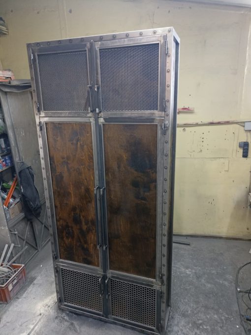 Шкаф в стиле industrial