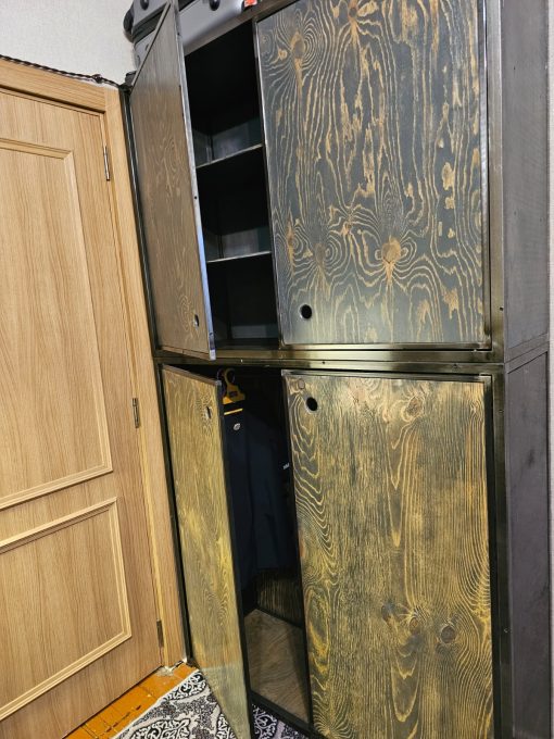 шкаф в стиле молодежный лофт