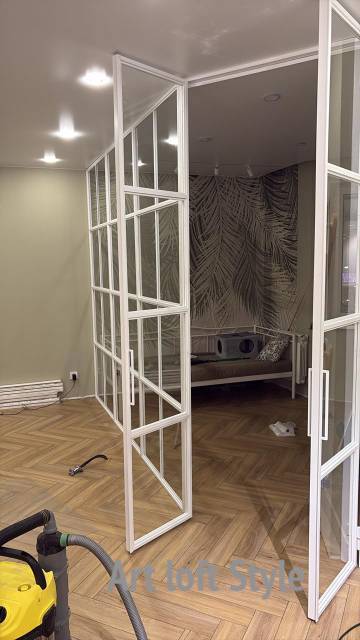 Зонирование пространства перегородкой в стиле лофт